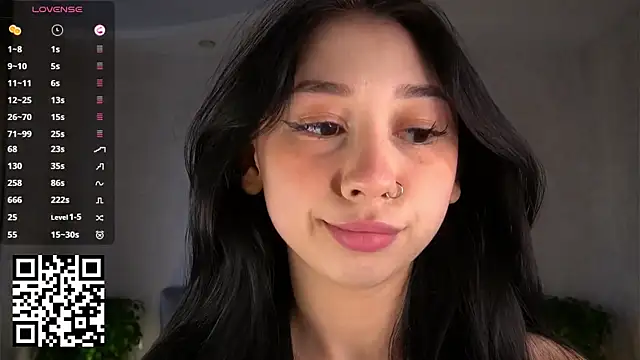 Snapshot of AislyEmbury chatting on November 12, 2025, 5:19 am AislyEmbury online show from November 12, 2025, 5:19 am