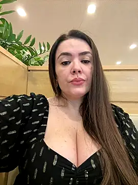 Snapshot of Sophie_Eaton chatting on November 11, 2025, 7:58 pm Sophie Eaton online show from November 11, 2025, 7:58 pm