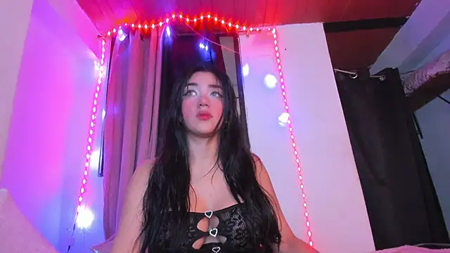 Snapshot of Oliviaa_Evans chatting on July 12, 2026, 5:59 pm Oliviaa Evans online show from July 12, 2026, 5:59 pm