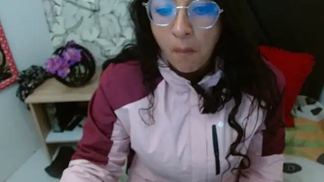 Snapshot of sarax_ximena chatting on July 28, 2026, 1:43 pm sarax ximena online show from July 28, 2026, 1:43 pm
