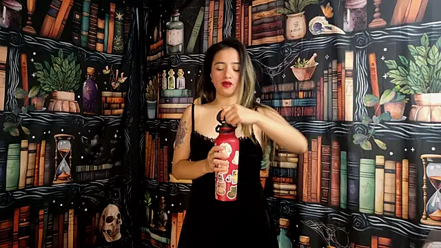 julietta   jackson online show from October 2, 2025, 9:00 pm