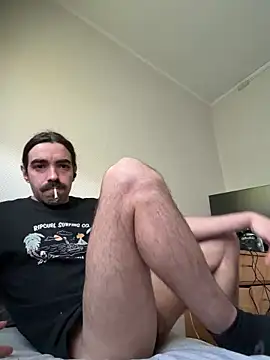 Snapshot of wolfwhite95 chatting on June 1, 2026, 9:05 pm wolfwhite95 online show from June 1, 2026, 9:05 pm