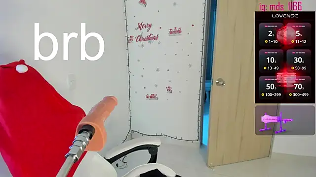 Snapshot of Mia_adams66 chatting on December 19, 2024, 12:02 am Mia adams66 online show from December 19, 2024, 12:02 am