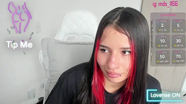 Snapshot of Mia_adams66 chatting on February 6, 2025, 4:36 pm Mia adams66 online show from February 6, 2025, 4:36 pm