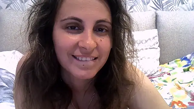 Snapshot of ShelaDiass chatting on September 23, 2025, 12:08 pm ShelaDiass online show from September 23, 2025, 12:08 pm