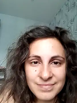 Snapshot of ShelaDiass chatting on October 7, 2025, 4:09 am ShelaDiass online show from October 7, 2025, 4:09 am