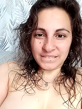 Snapshot of ShelaDiass chatting on October 11, 2025, 6:01 am ShelaDiass online show from October 11, 2025, 6:01 am