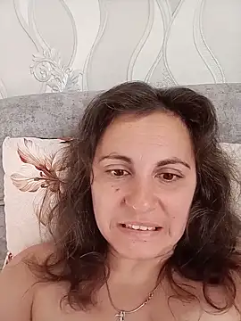 ShelaDiass online show from June 20, 2026, 1:09 am