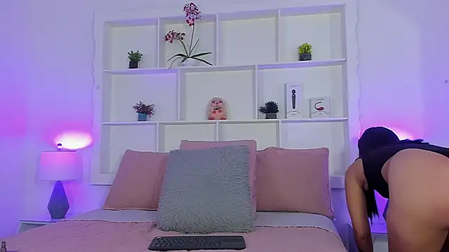 Jenifer Diaz online show from February 24, 2026, 2:59 pm