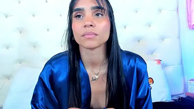 sophie pariss online show from February 20, 2025, 7:12 am