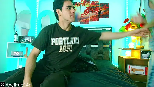 Snapshot of Alex_and_Fabian chatting on February 8, 2025, 9:46 pm Alex and Fabian online show from February 8, 2025, 9:46 pm