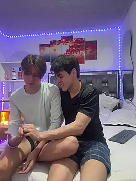 Alex and Fabian online show from April 29, 2026, 3:32 am