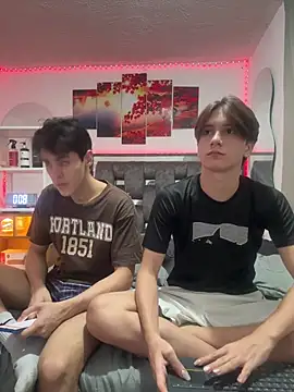 Alex and Fabian online show from May 2, 2026, 1:32 am