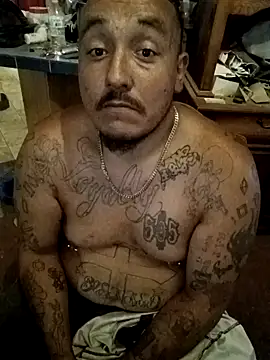 Snapshot of wilsons12 chatting on September 28, 2025, 12:27 am wilsons12 online show from September 28, 2025, 12:27 am