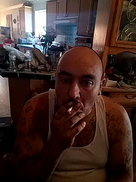 Snapshot of wilsons12 chatting on November 28, 2025, 8:11 pm wilsons12 online show from November 28, 2025, 8:11 pm