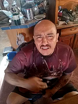 wilsons12 online show from December 2, 2025, 9:54 pm