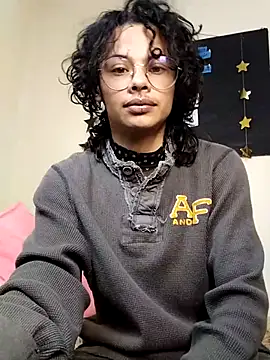 fenixmfx19 online show from February 12, 2026, 1:11 am