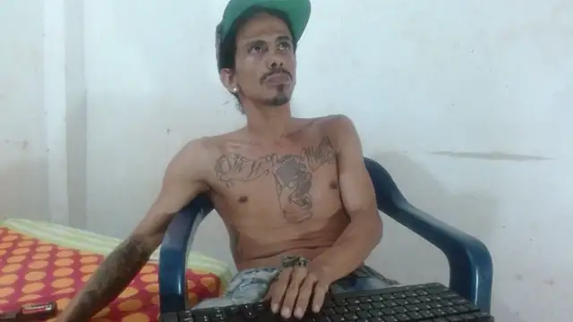 Snapshot of damian_bottom_bigcock chatting on February 1, 2026, 10:19 pm damian bottom bigcock online show from February 1, 2026, 10:19 pm