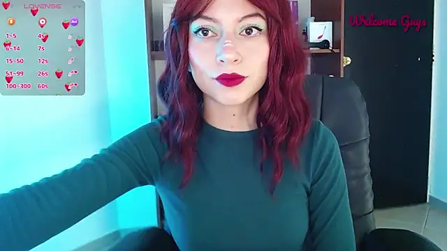 Snapshot of Celeste_Ford_18 chatting on October 22, 2025, 12:44 am Celeste Ford 18 online show from October 22, 2025, 12:44 am