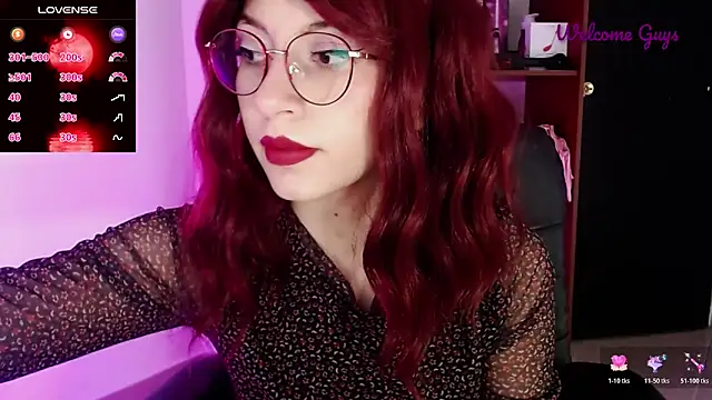 Snapshot of Celeste_Ford_18 chatting on November 26, 2025, 12:44 am Celeste Ford 18 online show from November 26, 2025, 12:44 am