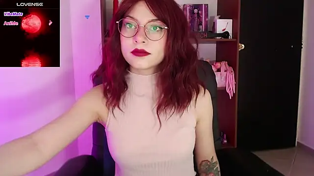 Snapshot of Celeste_Ford_18 chatting on November 29, 2025, 3:59 pm Celeste Ford 18 online show from November 29, 2025, 3:59 pm