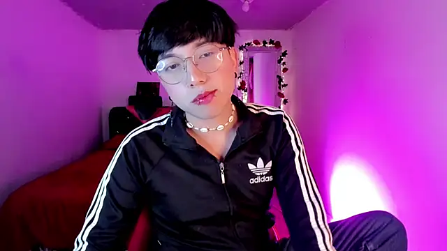 Snapshot of AnggelONfiree chatting on November 22, 2025, 5:17 am AnggelONfiree online show from November 22, 2025, 5:17 am