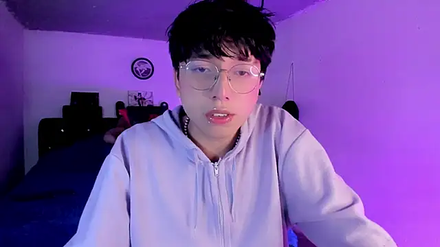 AnggelONfiree online show from February 23, 2026, 2:42 am