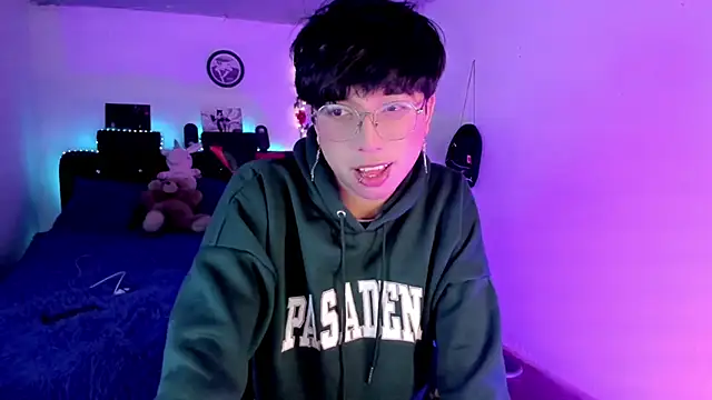 AnggelONfiree online show from February 27, 2026, 4:45 am