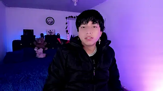 AnggelONfiree online show from March 24, 2026, 5:34 am