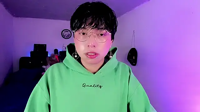 AnggelONfiree online show from March 30, 2026, 11:39 pm