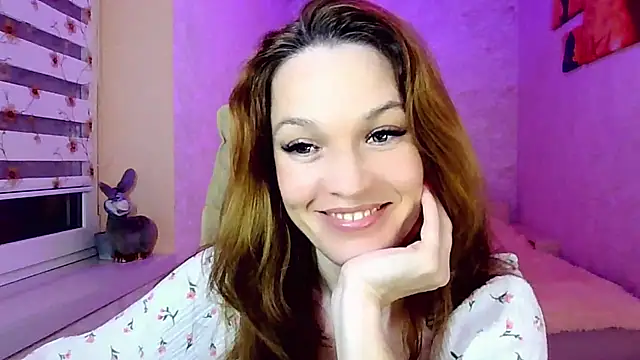Snapshot of impossibleluna chatting on May 19, 2026, 7:53 pm impossibleluna online show from May 19, 2026, 7:53 pm