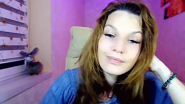 Snapshot of impossibleluna chatting on May 30, 2026, 7:00 pm impossibleluna online show from May 30, 2026, 7:00 pm