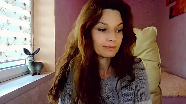 Snapshot of impossibleluna chatting on June 3, 2026, 2:33 pm impossibleluna online show from June 3, 2026, 2:33 pm
