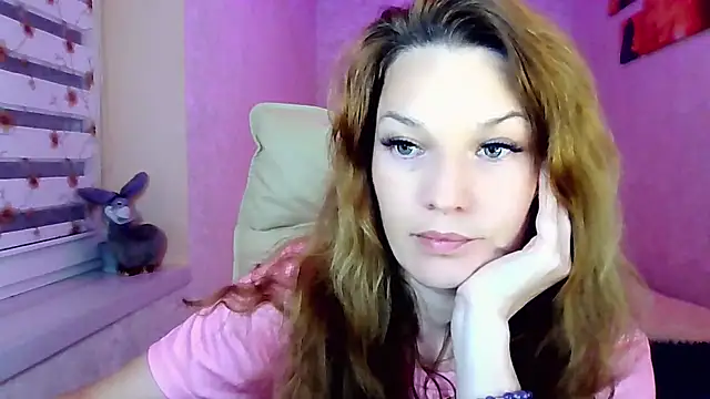 Snapshot of impossibleluna chatting on July 24, 2026, 7:56 pm impossibleluna online show from July 24, 2026, 7:56 pm
