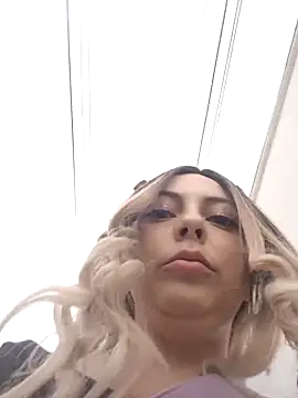 madelaine- online show from September 18, 2025, 9:28 pm