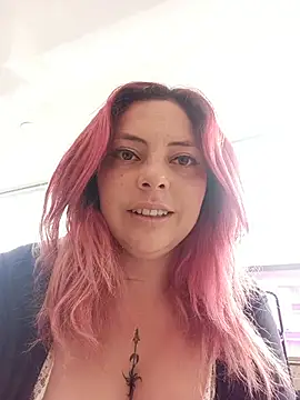madelaine- online show from July 12, 2026, 4:53 pm