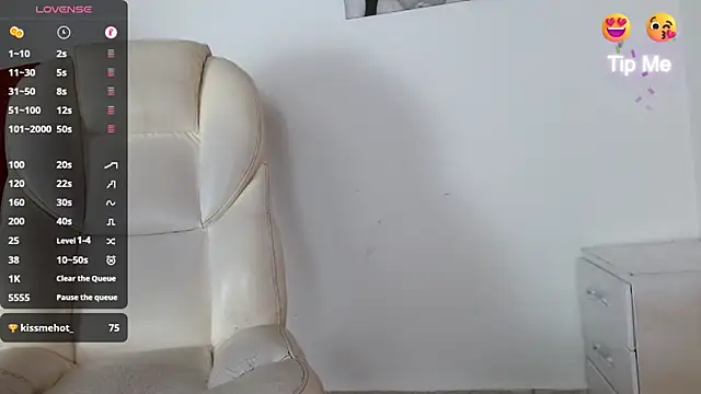 Snapshot of tonibelmont chatting on February 15, 2025, 9:48 pm tonibelmont online show from February 15, 2025, 9:48 pm