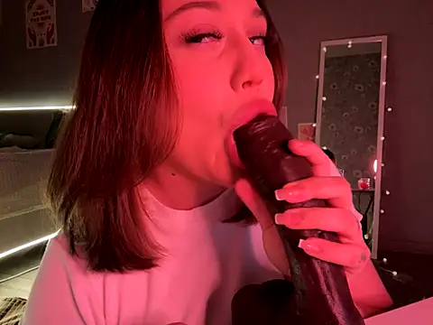 DaisyBooom online show from September 28, 2025, 6:13 pm