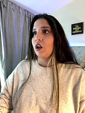 Snapshot of valentina_jonnes1 chatting on December 4, 2024, 2:42 am valentina jonnes1 online show from December 4, 2024, 2:42 am