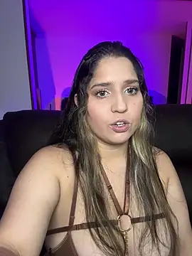 Snapshot of valentina_jonnes1 chatting on March 7, 2025, 4:35 am valentina jonnes1 online show from March 7, 2025, 4:35 am