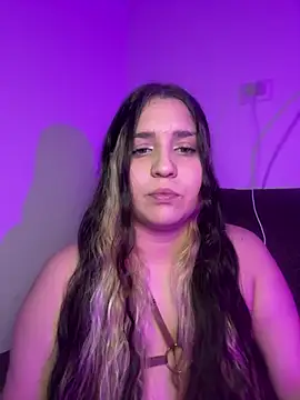 Snapshot of valentina_jonnes1 chatting on February 12, 2026, 5:02 am valentina jonnes1 online show from February 12, 2026, 5:02 am