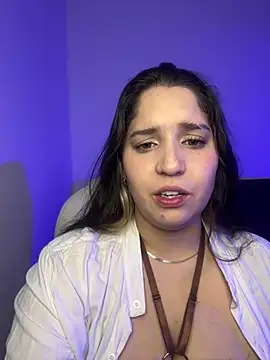 valentina jonnes1 online show from April 29, 2026, 6:06 am