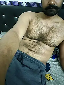 Snapshot of RKumar1994 chatting on April 14, 2026, 7:53 pm RKumar1994 online show from April 14, 2026, 7:53 pm