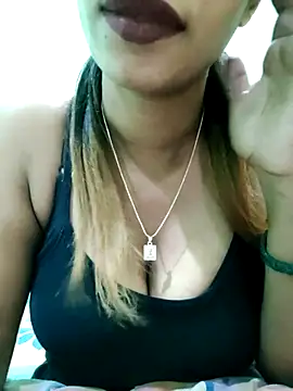 Snapshot of RUPAI009 chatting on March 21, 2025, 6:38 am RUPAI009 online show from March 21, 2025, 6:38 am