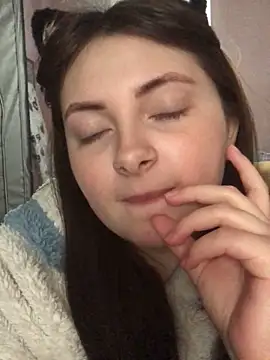 fairy365 online show from February 24, 2025, 11:43 am