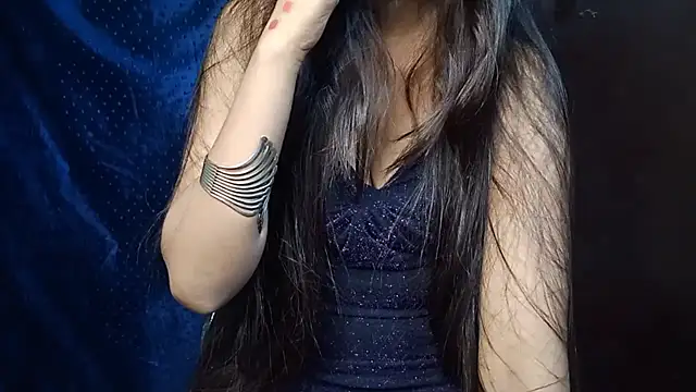 Snapshot of Sheela_oshovadi chatting on December 8, 2024, 1:58 pm Sheela oshovadi online show from December 8, 2024, 1:58 pm