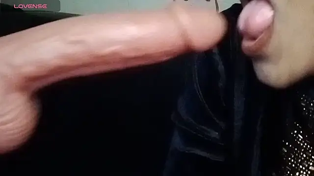 Snapshot of Sheela_oshovadi chatting on February 7, 2025, 2:15 pm Sheela oshovadi online show from February 7, 2025, 2:15 pm