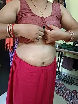 Snapshot of PayalSharmahot143 chatting on June 5, 2026, 6:52 am PayalSharmahot143 online show from June 5, 2026, 6:52 am