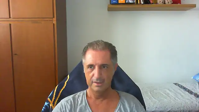 Snapshot of lliuk70mi chatting on June 30, 2026, 12:17 pm lliuk70mi online show from June 30, 2026, 12:17 pm