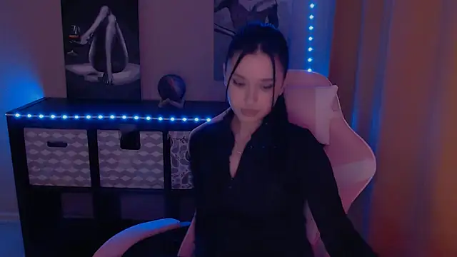 Snapshot of AlisaLink chatting on January 15, 2025, 7:12 pm AlisaLink online show from January 15, 2025, 7:12 pm